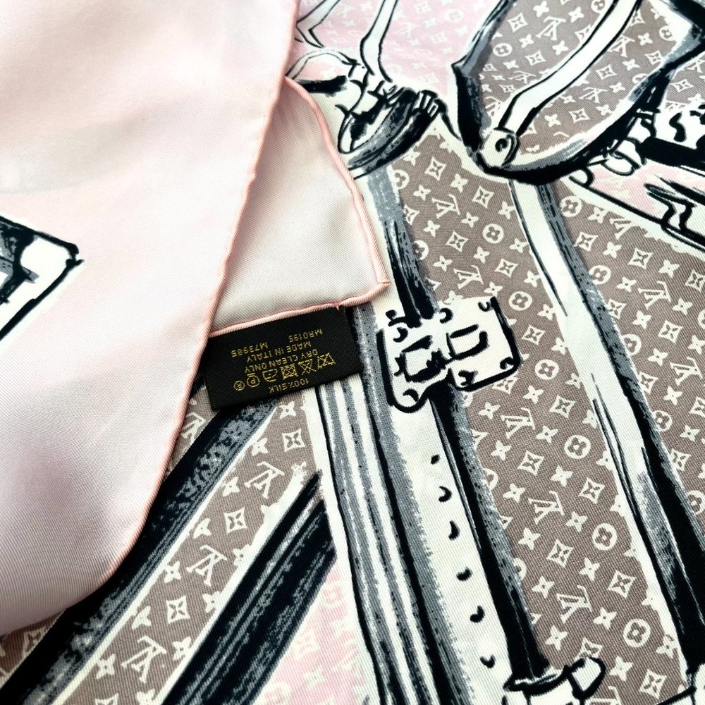 Louis Vuitton Wrap Trunks Luggage Monogram Pink Silk Scarf - Picture 10 of 15